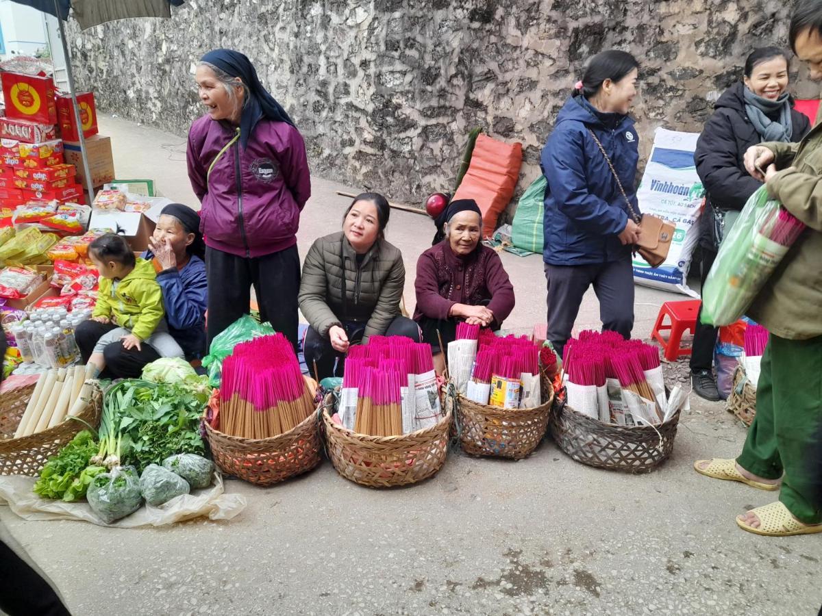 Khach San Vuon Quoc Gia Ba Be 호텔 박깐 외부 사진